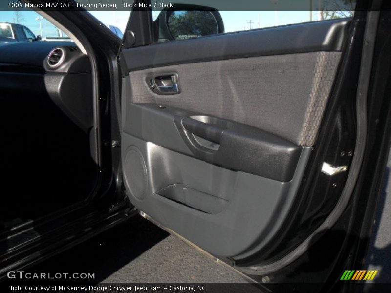 Black Mica / Black 2009 Mazda MAZDA3 i Touring Sedan