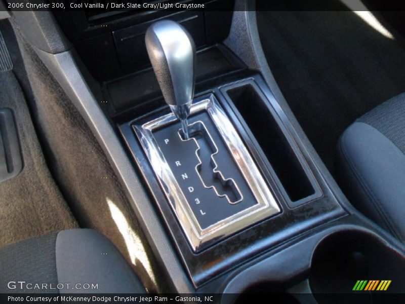 Cool Vanilla / Dark Slate Gray/Light Graystone 2006 Chrysler 300