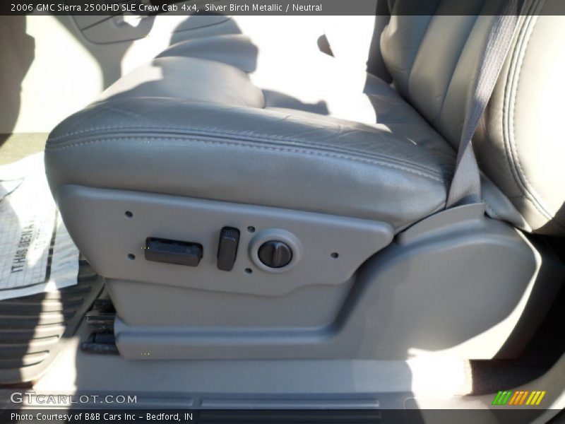 Silver Birch Metallic / Neutral 2006 GMC Sierra 2500HD SLE Crew Cab 4x4