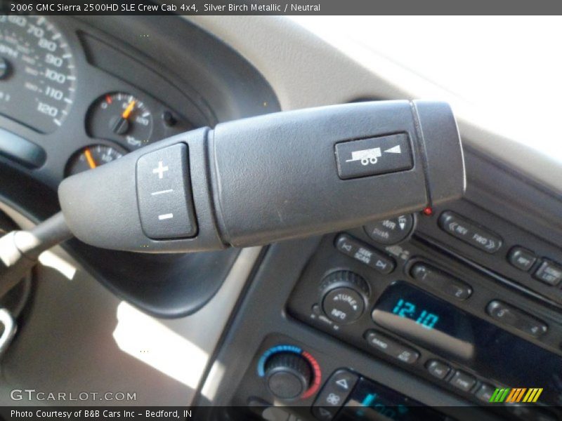 Silver Birch Metallic / Neutral 2006 GMC Sierra 2500HD SLE Crew Cab 4x4