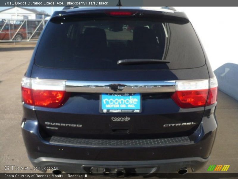 Blackberry Pearl / Black 2011 Dodge Durango Citadel 4x4