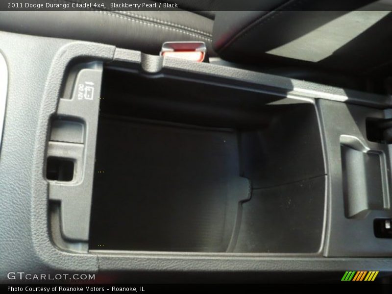 Blackberry Pearl / Black 2011 Dodge Durango Citadel 4x4