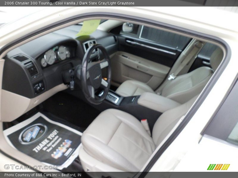 Cool Vanilla / Dark Slate Gray/Light Graystone 2006 Chrysler 300 Touring