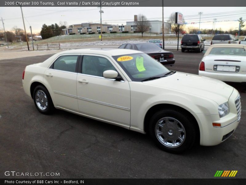 Cool Vanilla / Dark Slate Gray/Light Graystone 2006 Chrysler 300 Touring