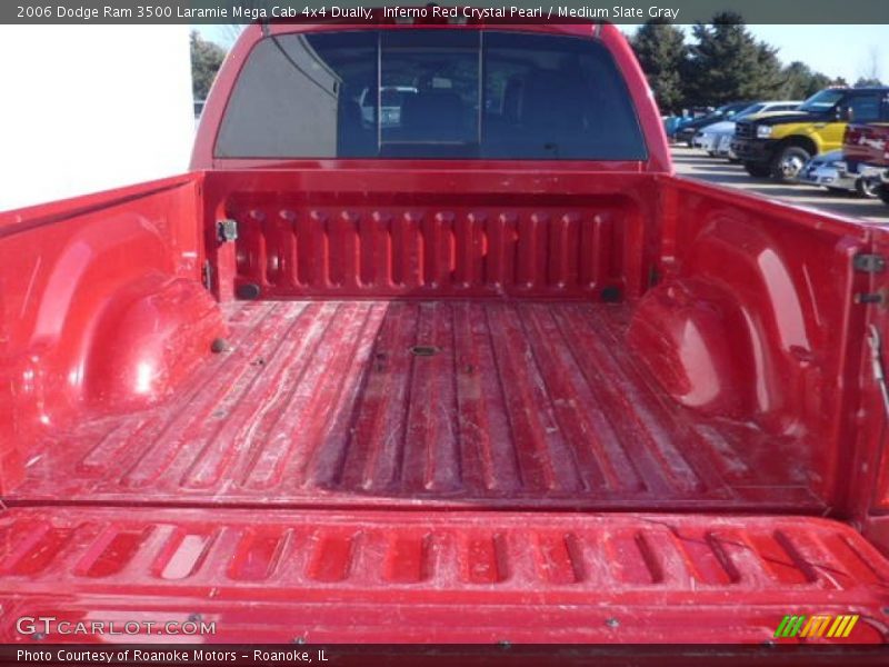 2006 Ram 3500 Laramie Mega Cab 4x4 Dually Trunk