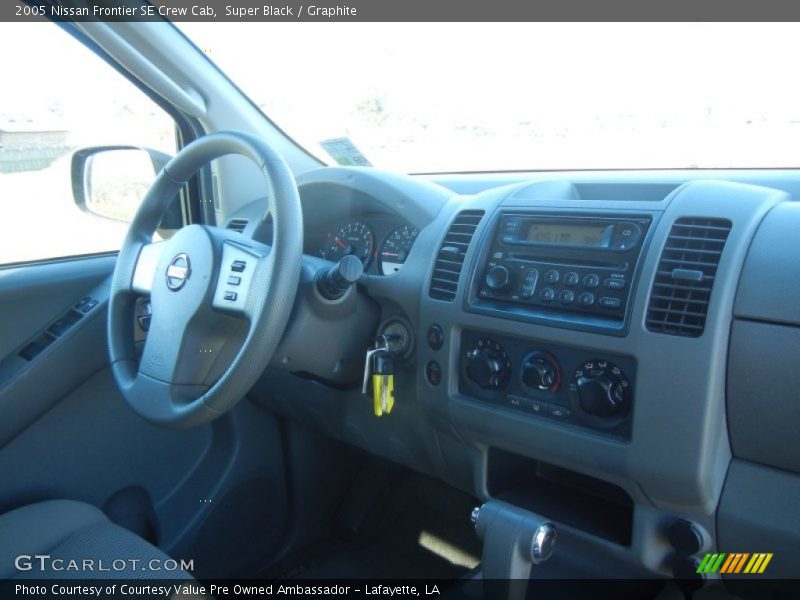 Super Black / Graphite 2005 Nissan Frontier SE Crew Cab