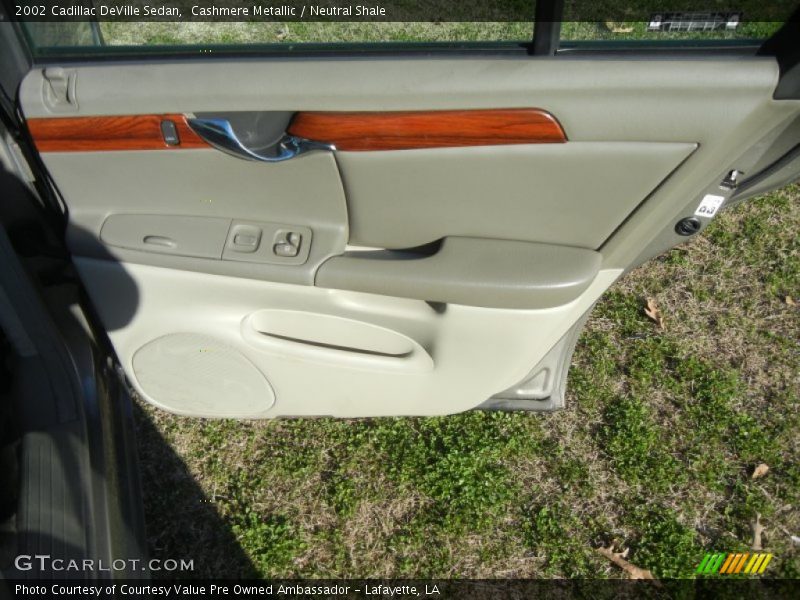 Cashmere Metallic / Neutral Shale 2002 Cadillac DeVille Sedan