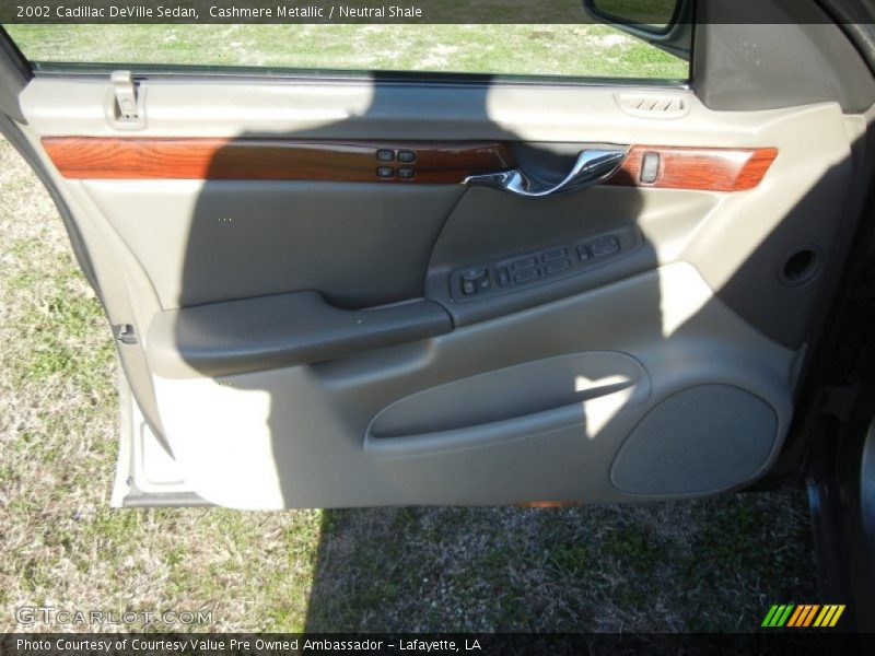 Cashmere Metallic / Neutral Shale 2002 Cadillac DeVille Sedan