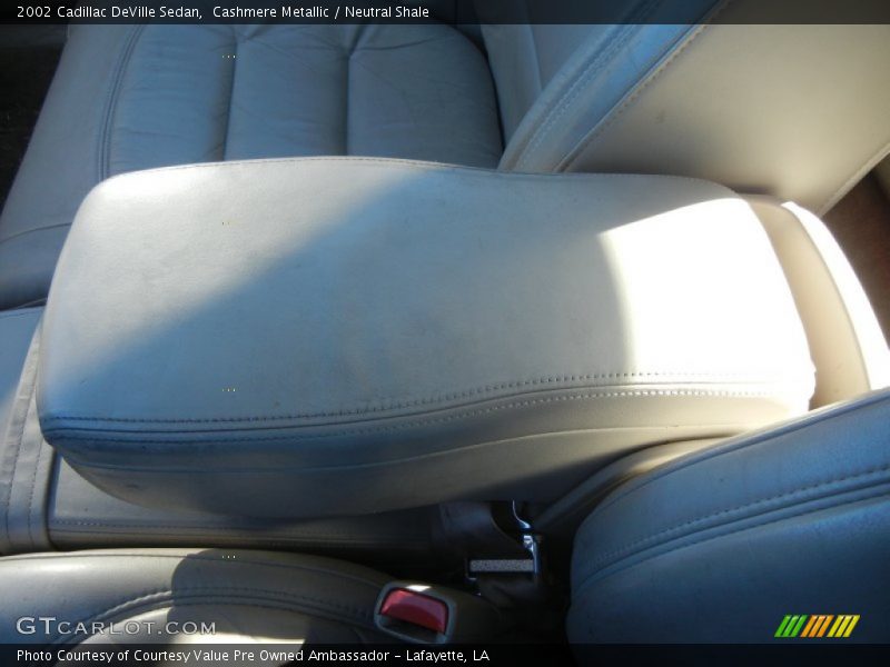 Cashmere Metallic / Neutral Shale 2002 Cadillac DeVille Sedan