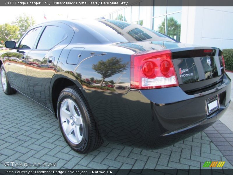 Brilliant Black Crystal Pearl / Dark Slate Gray 2010 Dodge Charger 3.5L