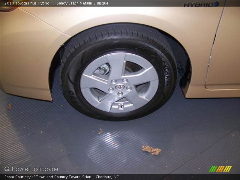Sandy Beach Metallic / Bisque 2010 Toyota Prius Hybrid III