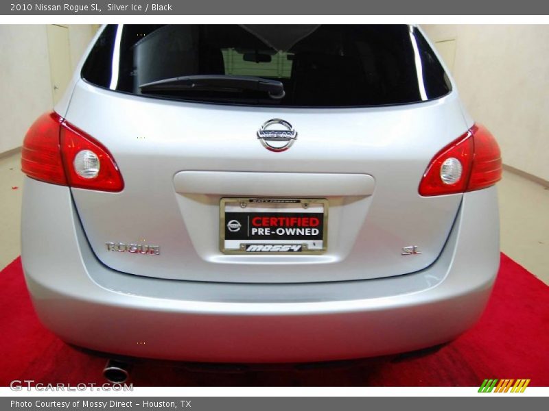 Silver Ice / Black 2010 Nissan Rogue SL