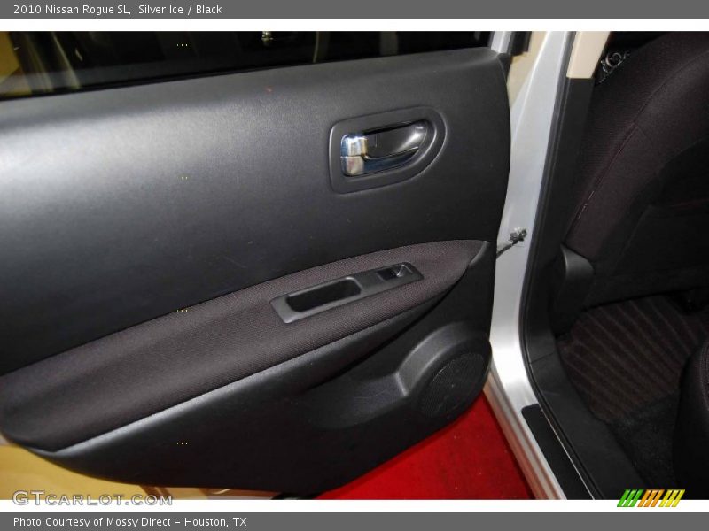 Silver Ice / Black 2010 Nissan Rogue SL
