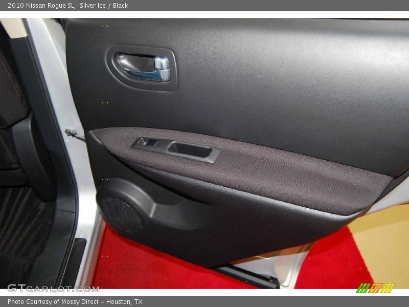 Silver Ice / Black 2010 Nissan Rogue SL