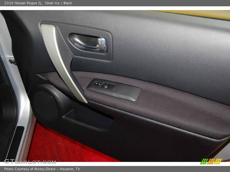 Silver Ice / Black 2010 Nissan Rogue SL