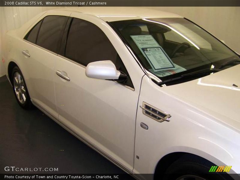 White Diamond Tricoat / Cashmere 2008 Cadillac STS V6