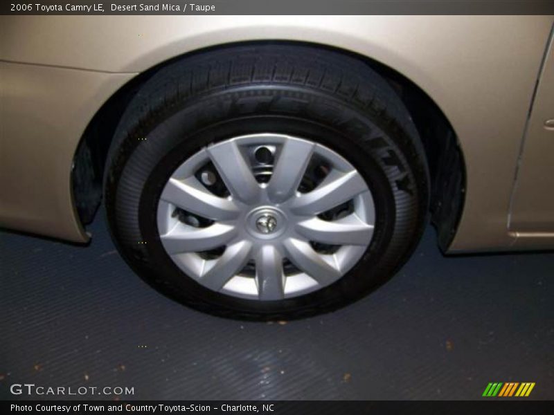 Desert Sand Mica / Taupe 2006 Toyota Camry LE