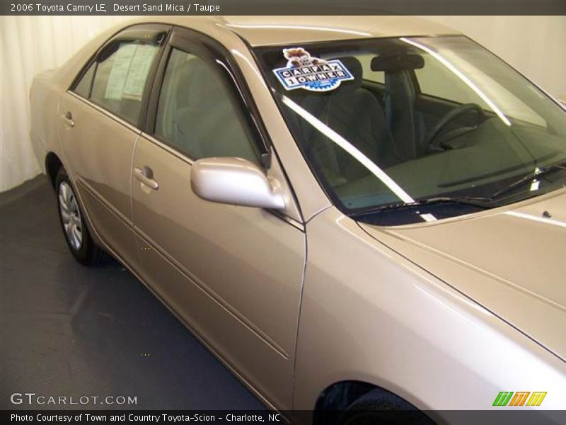 Desert Sand Mica / Taupe 2006 Toyota Camry LE