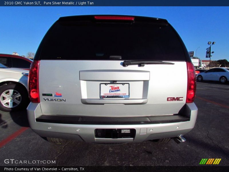 Pure Silver Metallic / Light Tan 2010 GMC Yukon SLT