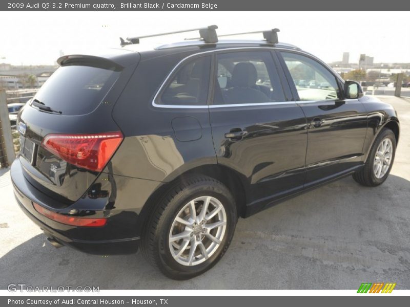 Brilliant Black / Cardamom Beige 2009 Audi Q5 3.2 Premium quattro