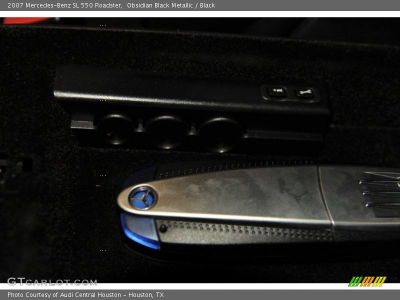 Obsidian Black Metallic / Black 2007 Mercedes-Benz SL 550 Roadster