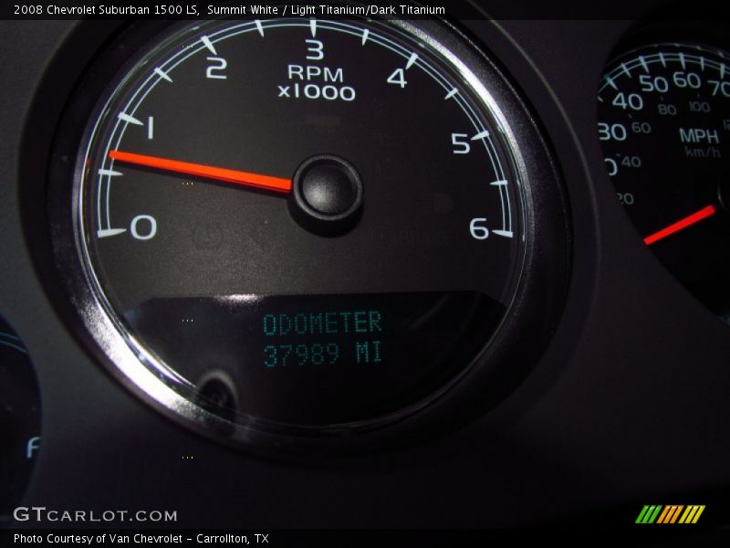 Summit White / Light Titanium/Dark Titanium 2008 Chevrolet Suburban 1500 LS