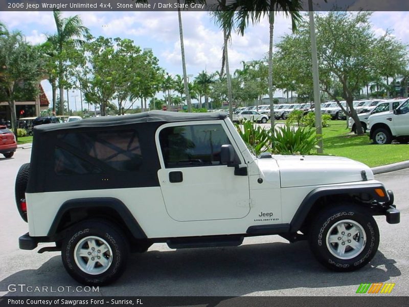 Stone White / Dark Slate Gray 2006 Jeep Wrangler Unlimited 4x4
