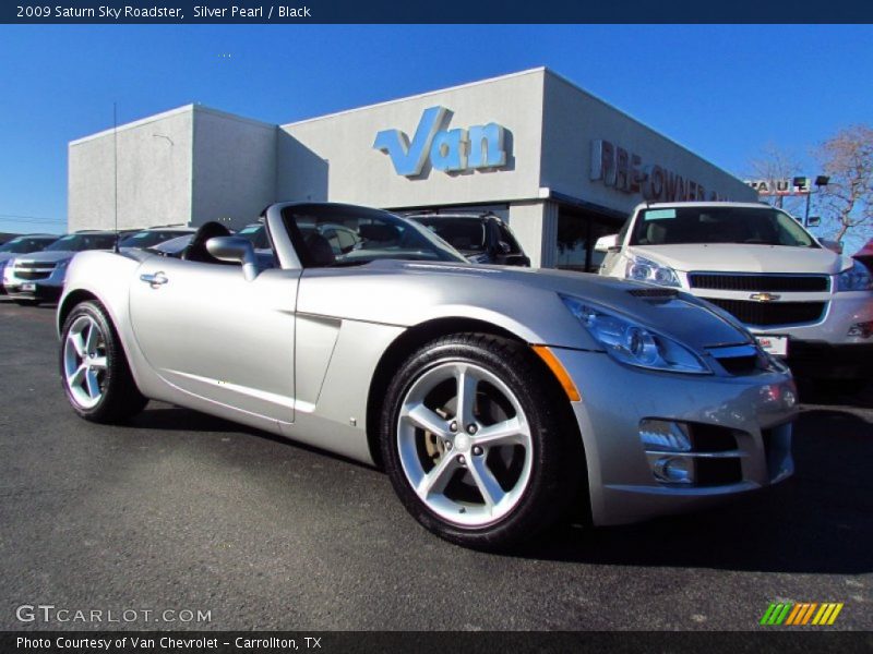 Silver Pearl / Black 2009 Saturn Sky Roadster
