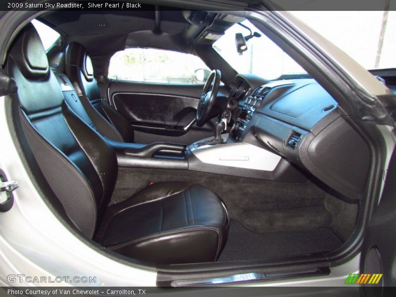Silver Pearl / Black 2009 Saturn Sky Roadster