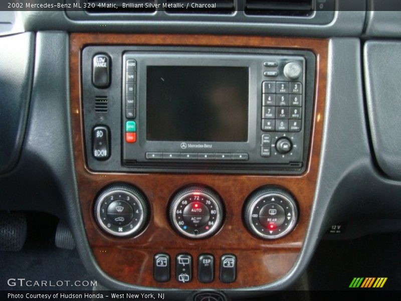 Brilliant Silver Metallic / Charcoal 2002 Mercedes-Benz ML 320 4Matic