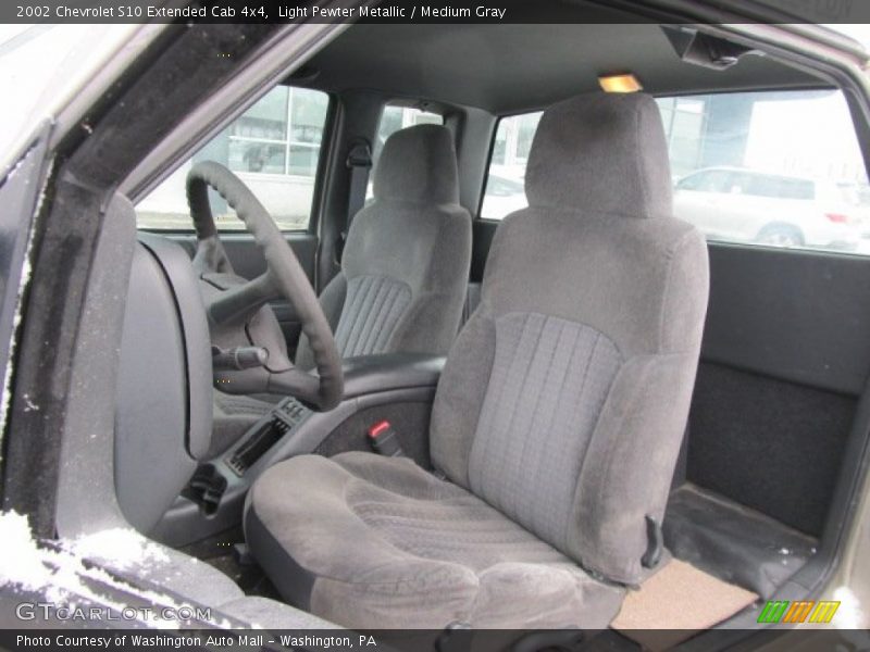 Light Pewter Metallic / Medium Gray 2002 Chevrolet S10 Extended Cab 4x4