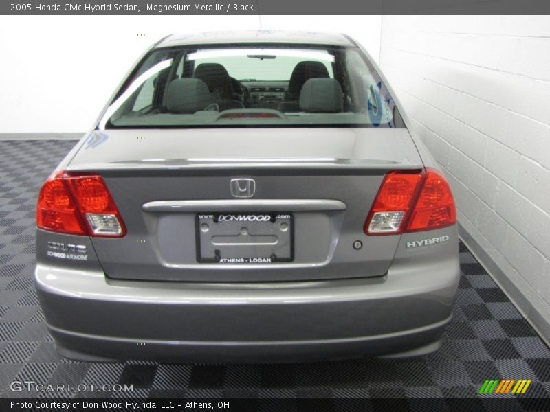 Magnesium Metallic / Black 2005 Honda Civic Hybrid Sedan