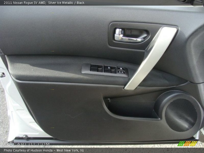 Silver Ice Metallic / Black 2011 Nissan Rogue SV AWD