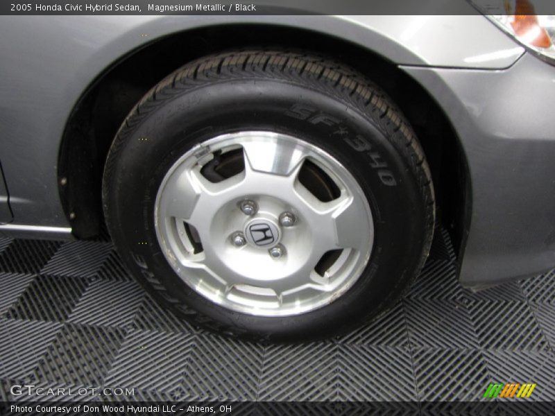  2005 Civic Hybrid Sedan Wheel