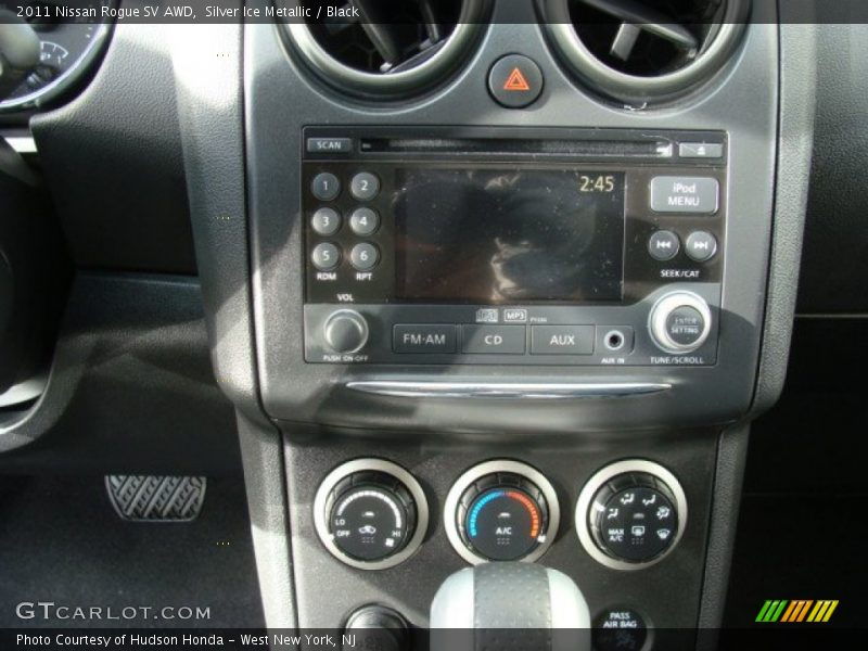 Silver Ice Metallic / Black 2011 Nissan Rogue SV AWD