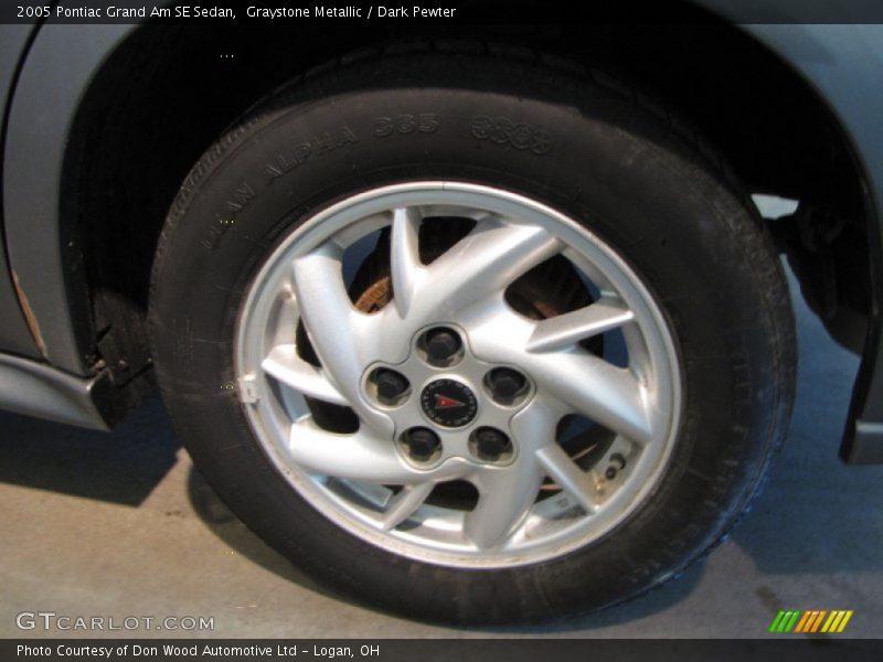 Graystone Metallic / Dark Pewter 2005 Pontiac Grand Am SE Sedan