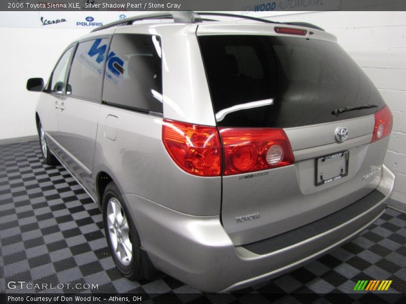 Silver Shadow Pearl / Stone Gray 2006 Toyota Sienna XLE
