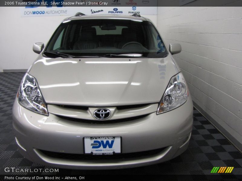Silver Shadow Pearl / Stone Gray 2006 Toyota Sienna XLE