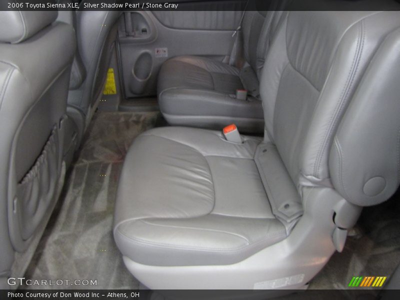 Silver Shadow Pearl / Stone Gray 2006 Toyota Sienna XLE