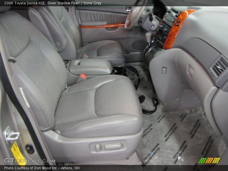 Silver Shadow Pearl / Stone Gray 2006 Toyota Sienna XLE