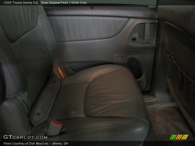 Silver Shadow Pearl / Stone Gray 2006 Toyota Sienna XLE