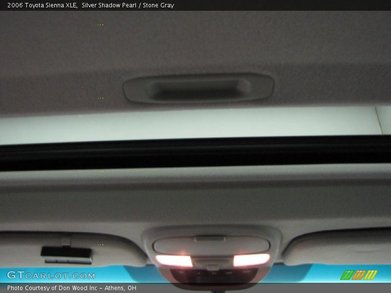 Silver Shadow Pearl / Stone Gray 2006 Toyota Sienna XLE
