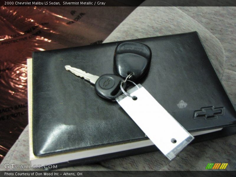 Silvermist Metallic / Gray 2000 Chevrolet Malibu LS Sedan