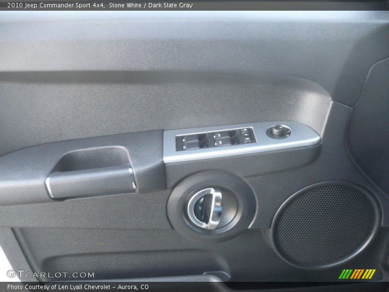 Stone White / Dark Slate Gray 2010 Jeep Commander Sport 4x4