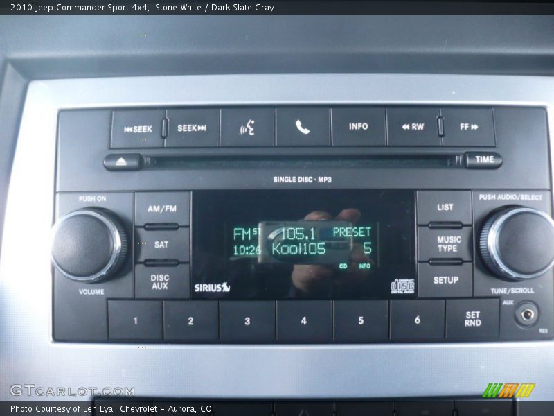 Stone White / Dark Slate Gray 2010 Jeep Commander Sport 4x4