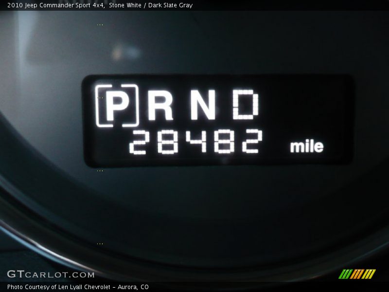 Stone White / Dark Slate Gray 2010 Jeep Commander Sport 4x4