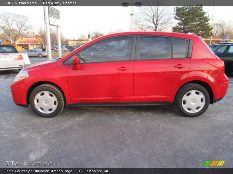Red Alert / Charcoal 2007 Nissan Versa S