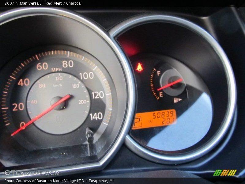 Red Alert / Charcoal 2007 Nissan Versa S
