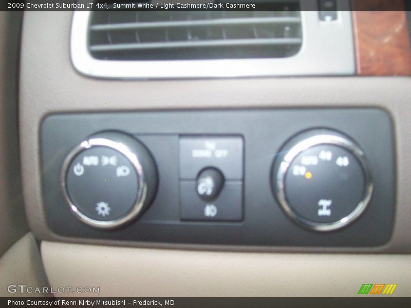 Summit White / Light Cashmere/Dark Cashmere 2009 Chevrolet Suburban LT 4x4