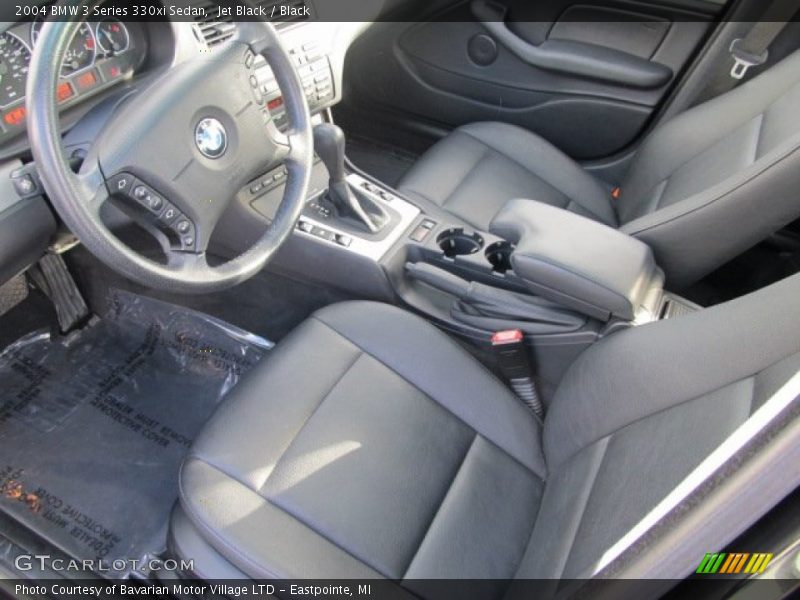 Jet Black / Black 2004 BMW 3 Series 330xi Sedan